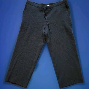 NWT Exofficio Savvy capri pants Size M Color black